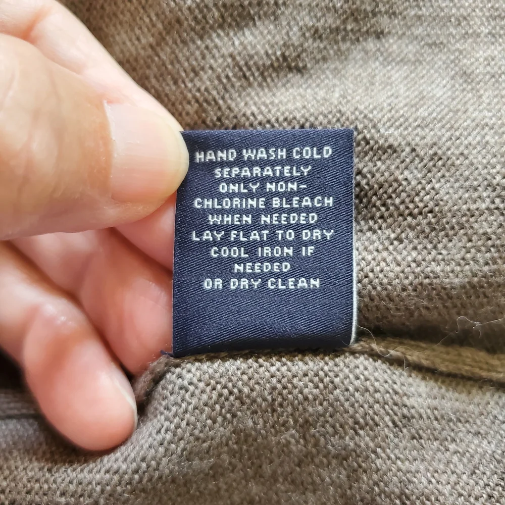 Hart Schaffner Marx Brown 100% Extra Fine Merino Wool Sweater Vest. Size XL